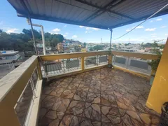 Casa com 4 Quartos à venda, 220m² no Carmari, Nova Iguaçu - Foto 5