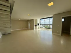 Apartamento com 3 Quartos para alugar, 153m² no Centro, Cascavel - Foto 2