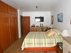 Casa com 3 Quartos à venda, 300m² no Jaraguá, Uberlândia - Foto 18