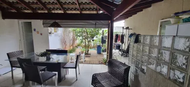 Casa com 3 Quartos à venda, 174m² no Granada, Uberlândia - Foto 10