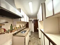 Apartamento com 3 Quartos para alugar, 110m² no Leblon, Rio de Janeiro - Foto 2