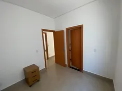 Casa com 3 Quartos à venda, 160m² no Cidade Jardim, Uberlândia - Foto 8