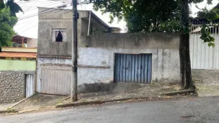 Casa com 2 Quartos à venda, 200m² no Santa Rosa, Belo Horizonte - Foto 2