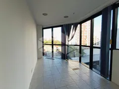 Conjunto Comercial / Sala para alugar, 68m² no Menino Deus, Porto Alegre - Foto 16