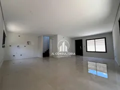 Sobrado com 3 Quartos à venda, 144m² no Tarumã, Curitiba - Foto 4