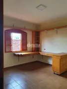 Casa com 3 Quartos à venda, 264m² no Santa Mônica, Uberlândia - Foto 6