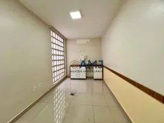 Casa Comercial com 3 Quartos para alugar, 373m² no Setor Bueno, Goiânia - Foto 8