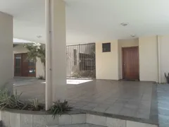 Casa com 3 Quartos à venda, 447m² no Vila Harmonia, Araraquara - Foto 2