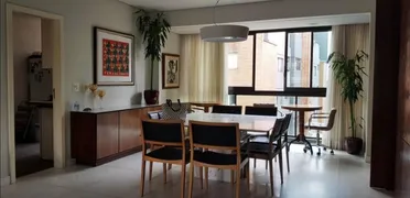 Apartamento com 3 Quartos para alugar, 212m² no Serra, Belo Horizonte - Foto 13