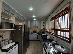 Casa com 3 Quartos à venda, 252m² no Partenon, Porto Alegre - Foto 11