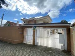Casa de Condomínio com 3 Quartos para alugar, 160m² no Água Verde, Curitiba - Foto 2