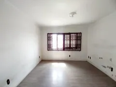 Casa Comercial com 3 Quartos para alugar, 230m² no Centro, Gravataí - Foto 17