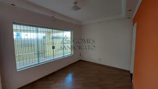 Casa com 3 Quartos à venda, 220m² no Vila Helena, Santo André - Foto 2