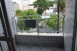 Apartamento com 2 Quartos para alugar, 50m² no Benfica, Juiz de Fora - Foto 4