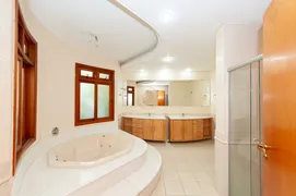 Casa de Condomínio com 4 Quartos para alugar, 584m² no São João, Curitiba - Foto 44