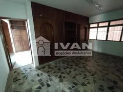 Loja / Salão / Ponto Comercial com 3 Quartos para alugar, 248m² no Martins, Uberlândia - Foto 12