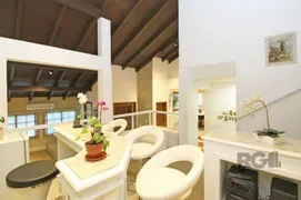 Casa com 3 Quartos à venda, 246m² no Cavalhada, Porto Alegre - Foto 9