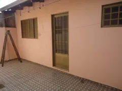 Casa com 3 Quartos à venda, 65m² no Cafezal, Londrina - Foto 2