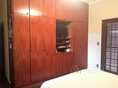 Sobrado com 4 Quartos à venda, 300m² no Jardim Alto da Boa Vista, Valinhos - Foto 14