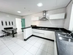 Sobrado com 5 Quartos à venda, 300m² no Jardim Atlântico, Goiânia - Foto 1