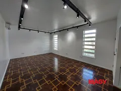 Conjunto Comercial / Sala para alugar, 200m² no Coqueiros, Florianópolis - Foto 2