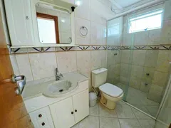 Apartamento com 2 Quartos para alugar, 75m² no Praia de Bombas, Bombinhas - Foto 13