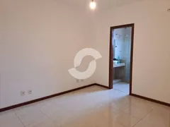 Casa com 3 Quartos à venda, 259m² no Engenho do Mato, Niterói - Foto 3