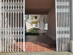 Casa com 4 Quartos para alugar, 143m² no Tarumã, Curitiba - Foto 2