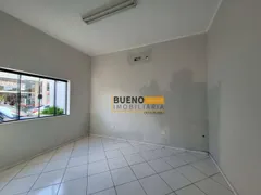 Casa Comercial para venda ou aluguel, 200m² no Centro, Santa Bárbara D'Oeste - Foto 6