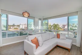 Apartamento com 2 Quartos à venda, 74m² no Passo da Areia, Porto Alegre - Foto 2