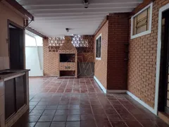 Casa com 3 Quartos à venda, 214m² no Vila Santa Maria, Araraquara - Foto 23