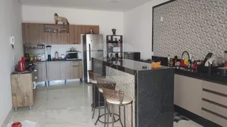 Sobrado com 2 Quartos à venda, 200m² no Loteamento Portal do Vale II, Uberlândia - Foto 10