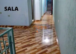 Casa com 6 Quartos à venda, 200m² no Cidade Soberana, Guarulhos - Foto 2