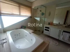 Casa de Condomínio com 4 Quartos para alugar, 315m² no Morada da Colina, Uberlândia - Foto 22