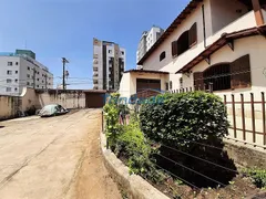 Casa com 3 Quartos para alugar, 386m² no Palmares, Belo Horizonte - Foto 23