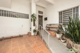 Casa com 3 Quartos à venda, 221m² no Santa Maria Goretti, Porto Alegre - Foto 4