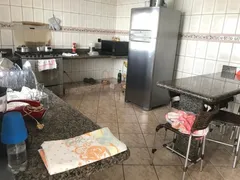 Casa com 3 Quartos à venda, 300m² no Maracanã, Uberlândia - Foto 21