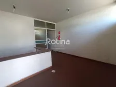 Conjunto Comercial / Sala para alugar, 110m² no Martins, Uberlândia - Foto 4