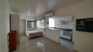 Apartamento com 1 Quarto para alugar, 32m² no Vila Ipiranga, Porto Alegre - Foto 1