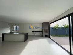 Casa com 3 Quartos à venda, 254m² no Aeroporto, Maringá - Foto 4