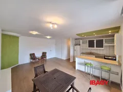 Apartamento com 2 Quartos para alugar, 112m² no Centro, Florianópolis - Foto 3