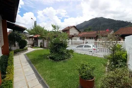 Casa com 4 Quartos à venda, 159m² no Carlos Guinle, Teresópolis - Foto 2