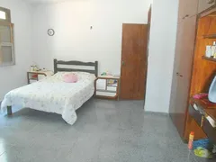 Casa com 6 Quartos para alugar, 400m² no Vicente Pinzon, Fortaleza - Foto 16