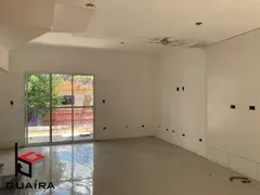 Sobrado com 3 Quartos à venda, 144m² no Vila Vitoria, Santo André - Foto 1