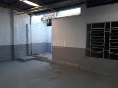 Galpão / Depósito / Armazém à venda, 201m² no Santa Maria Goretti, Porto Alegre - Foto 9