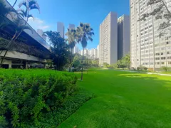 Apartamento com 3 Quartos à venda, 210m² no Vila Suzana, São Paulo - Foto 31