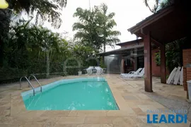 Casa de Condomínio com 5 Quartos à venda, 450m² no Alphaville, Santana de Parnaíba - Foto 2
