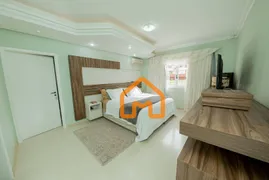 Casa com 3 Quartos à venda, 286m² no Glória, Joinville - Foto 11