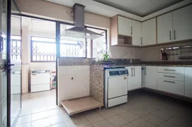 Apartamento com 3 Quartos para alugar, 138m² no Auxiliadora, Porto Alegre - Foto 25
