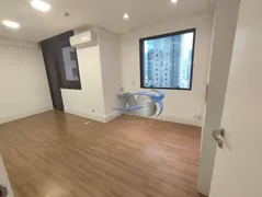 Conjunto Comercial / Sala para alugar, 117m² no Itaim Bibi, São Paulo - Foto 16